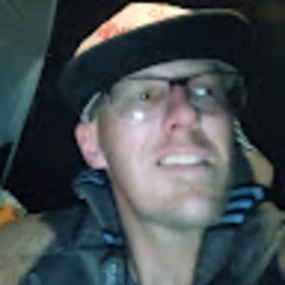 Meet your Posher, Collin